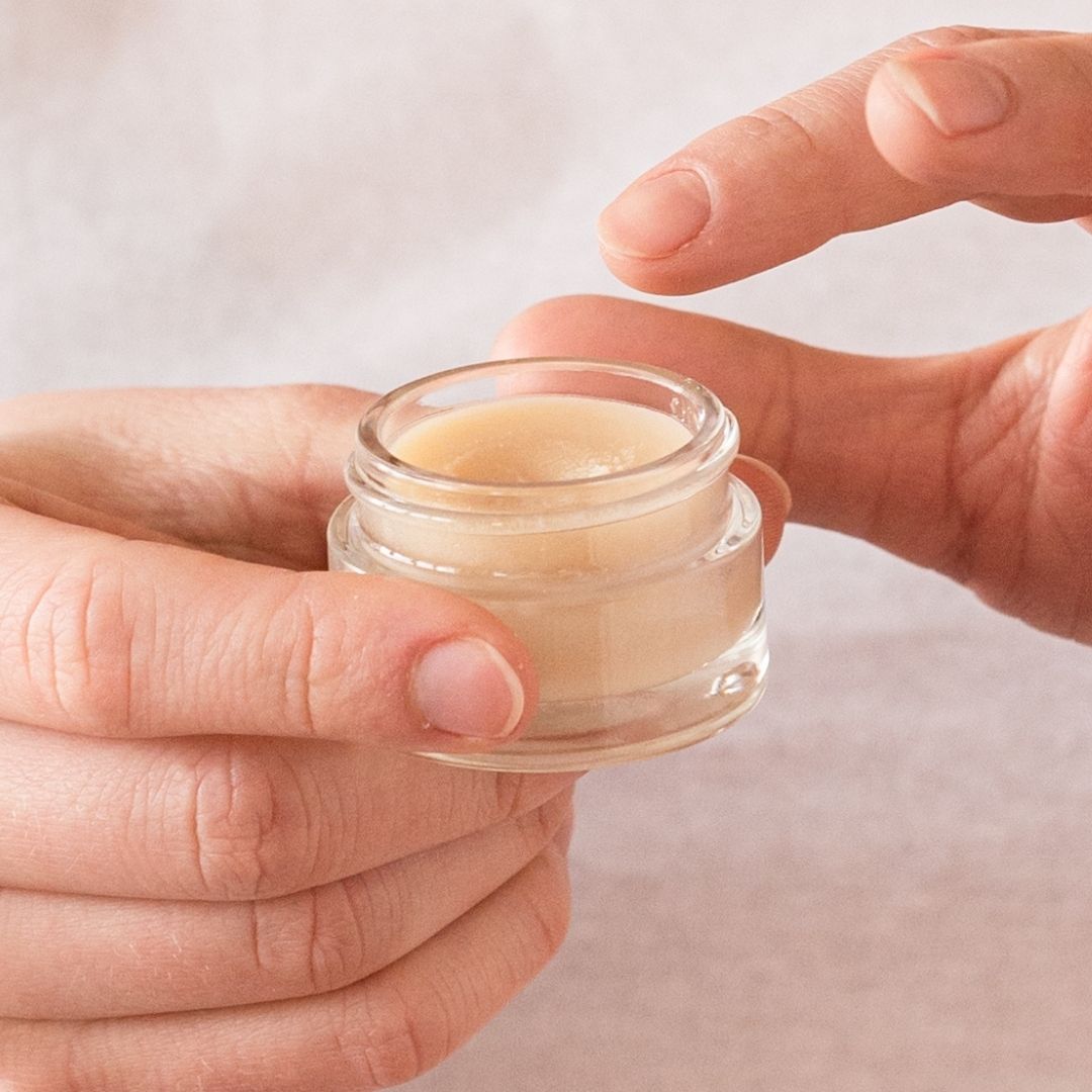 ENDRO lip balm Red fruits 15ml** ENDRO lip balm Red fruits 15ml**